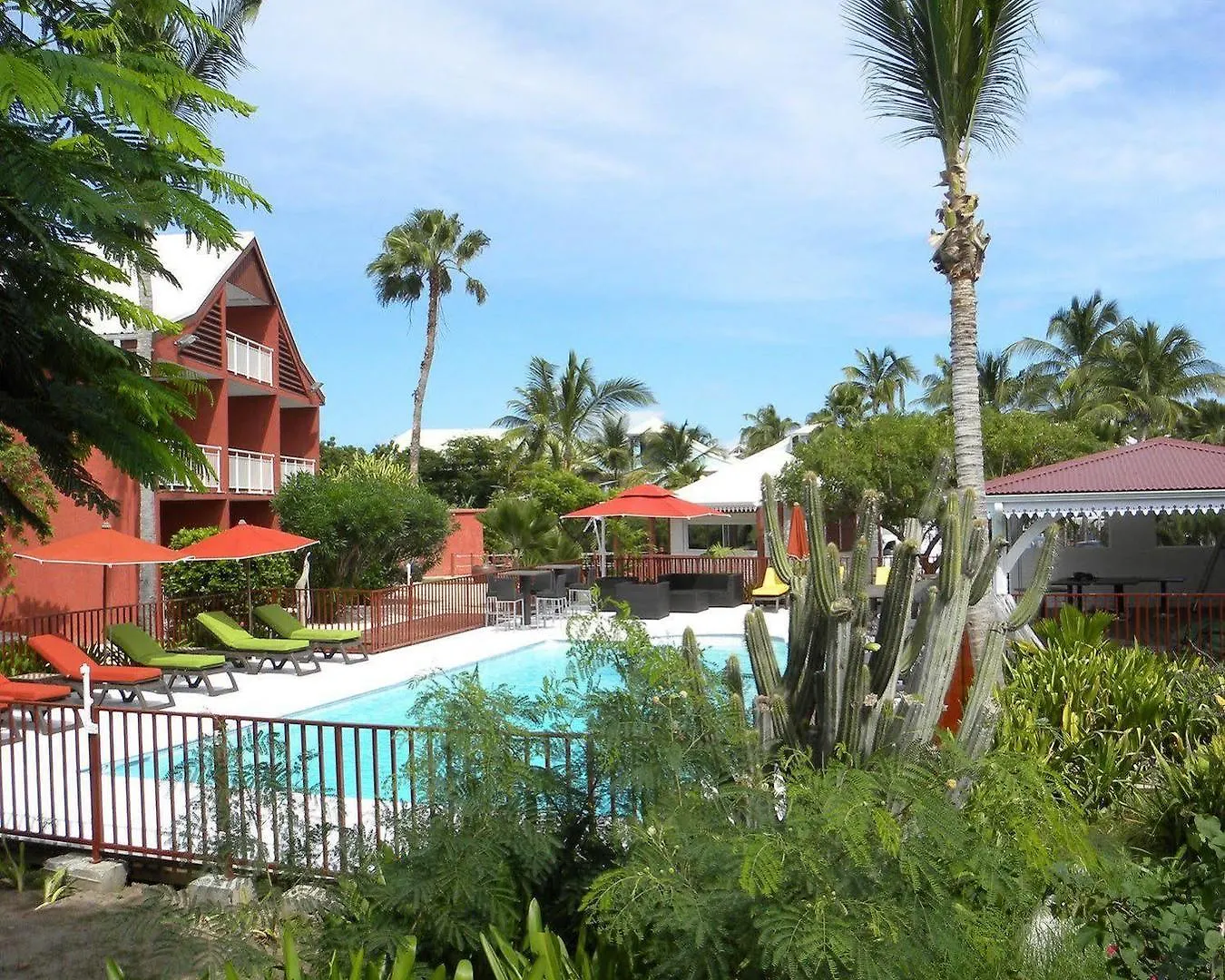 Palm Court Residence Ориент-Бэй 3*,  Сен-Мартен/Синт-Мартен